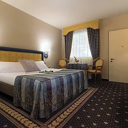 Hotel Del Duca Cava Manara